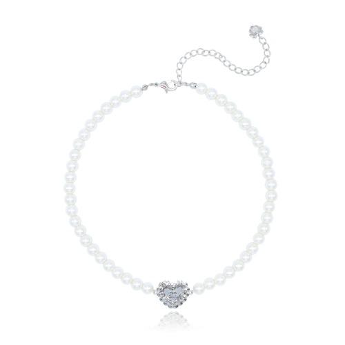 rose garden cake pearl choker