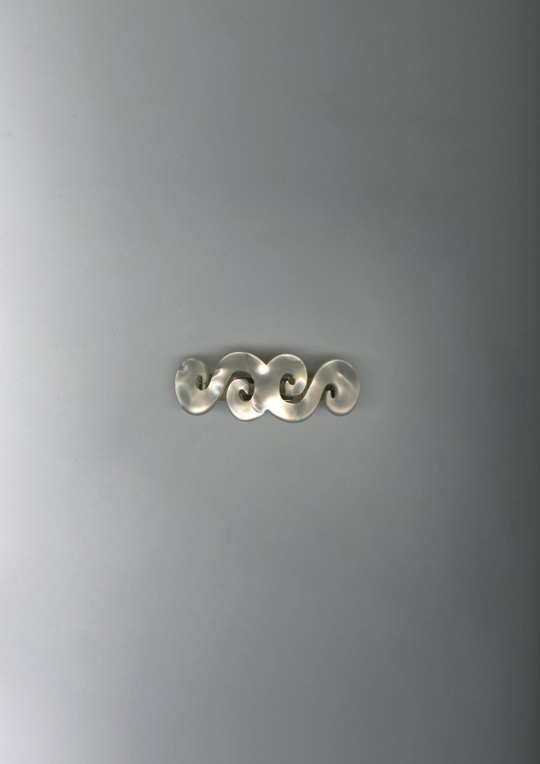 MERRMA - PEARL CHEYENNE BARRETTE