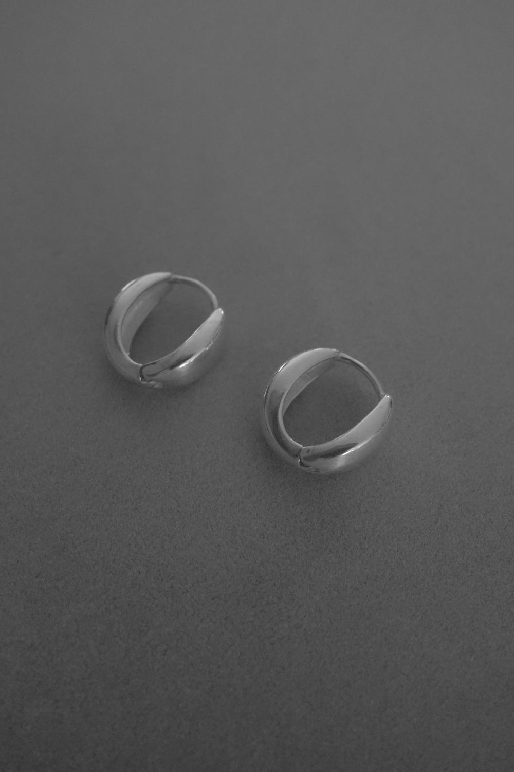 25SP Drip Earrings