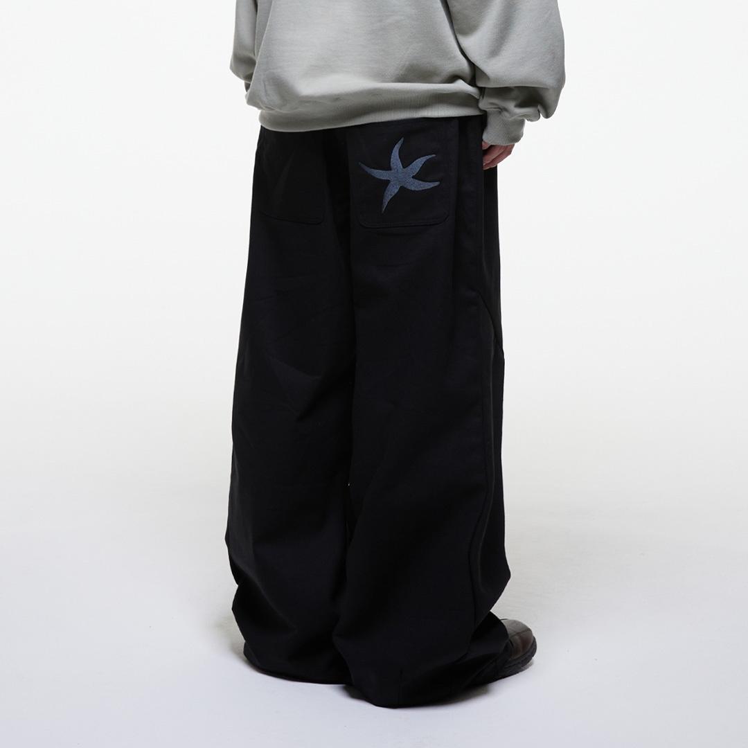 TCM starfish chino pants (black)