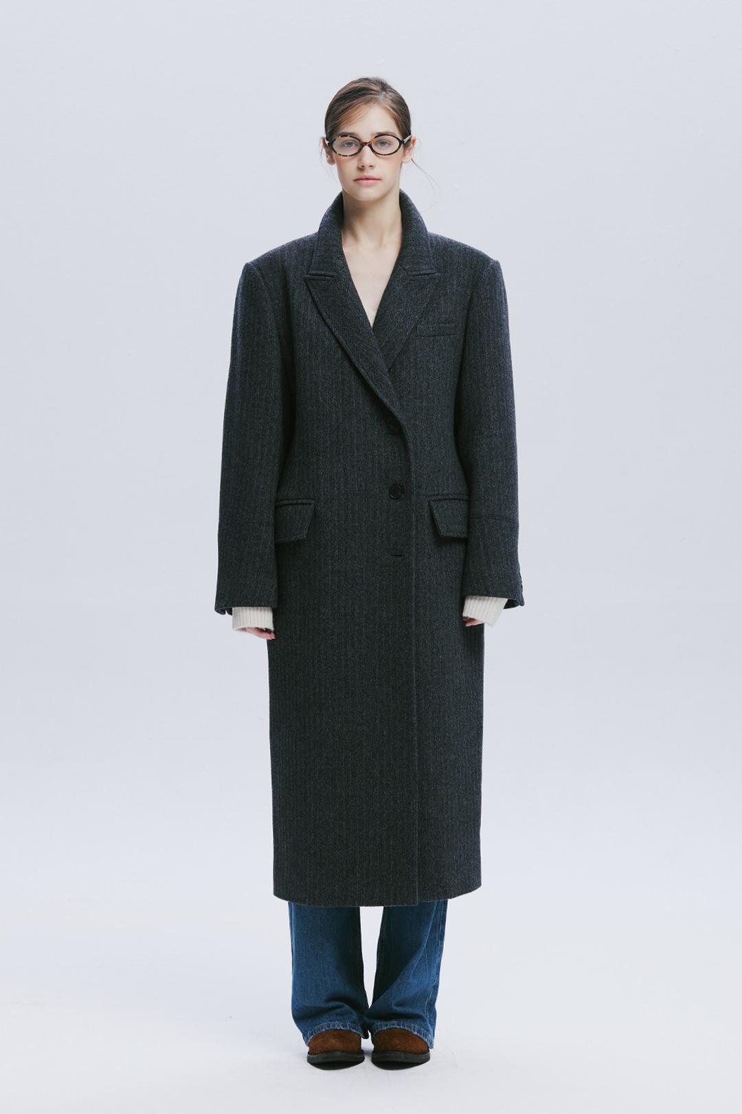 TAILORED WOOL COAT (CHARCOAL PIN STRIPE)