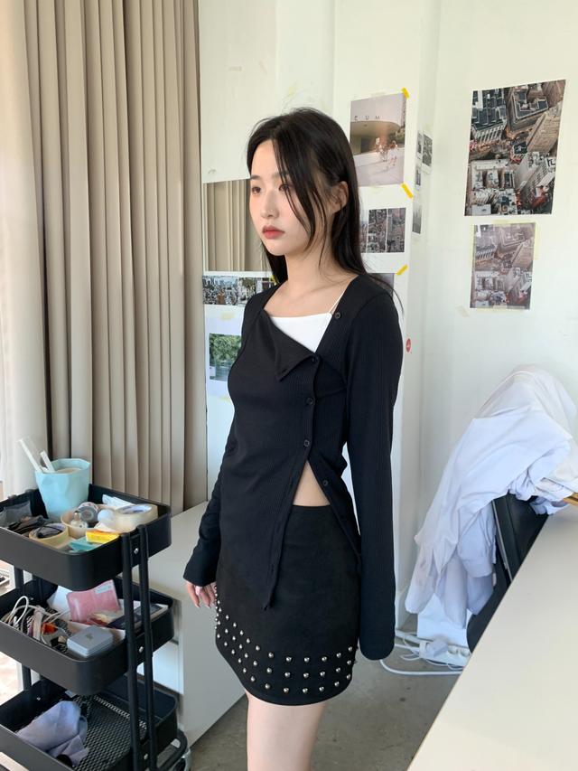 【KASHIKO】ANGELIC POCKET RAGLAN T SHIRT image_1741761701331.jpg