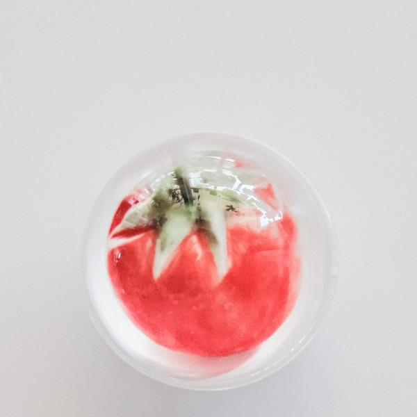 구슬 안에 토마토 ! grip tok