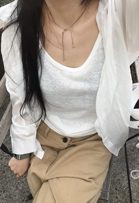 simple ball necklace