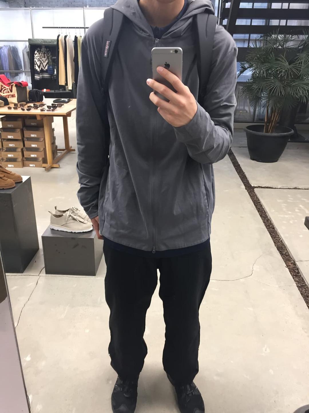 포스트 아카이브 팩션 6.0 Hoodie right 차콜 XL | 후루츠패밀리