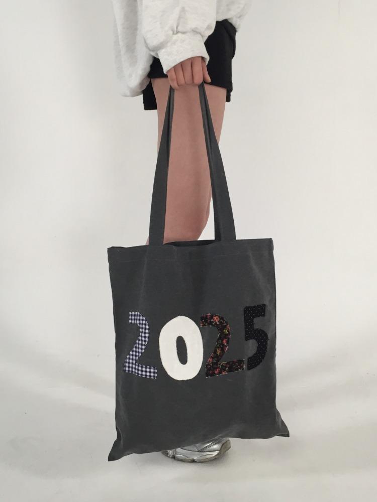 𝗝𝗲𝘁𝘁𝘆 𝗯𝗮𝗴 (charcoal)