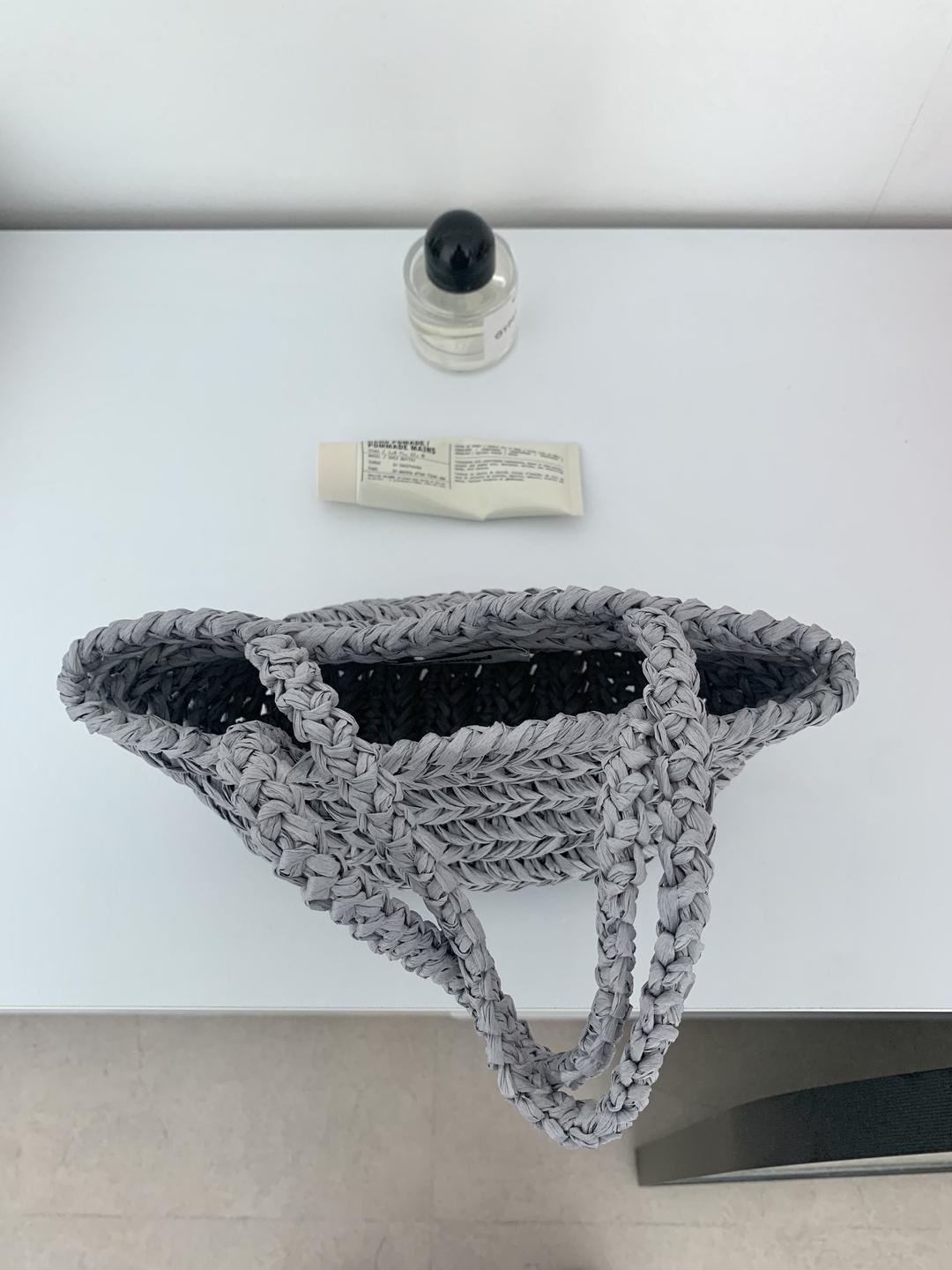 mini aguja bag (silver gray)