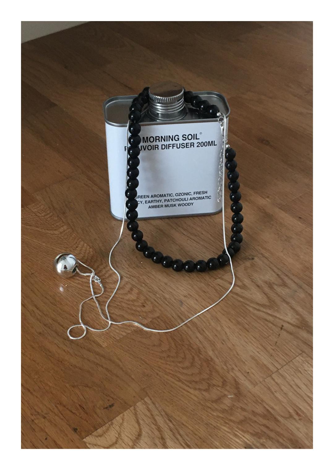 Round Ball Necklace Black