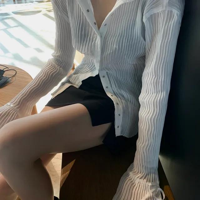 플리츠 주름 스냅버튼 슬림핏 셔츠
