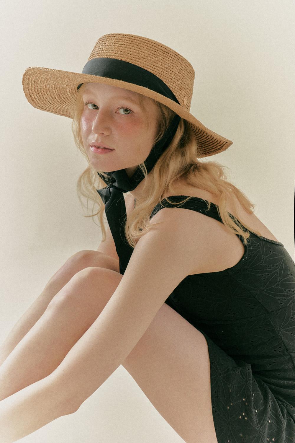 RAFFIA BOATER HAT_Tan