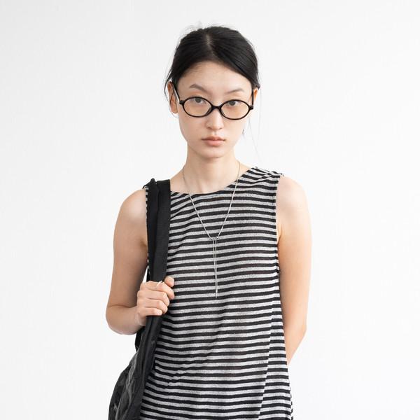 Stripe Long Sleeveless Top (Black)