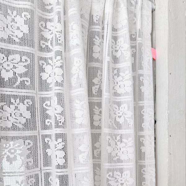 Bouquet Lace Curtain