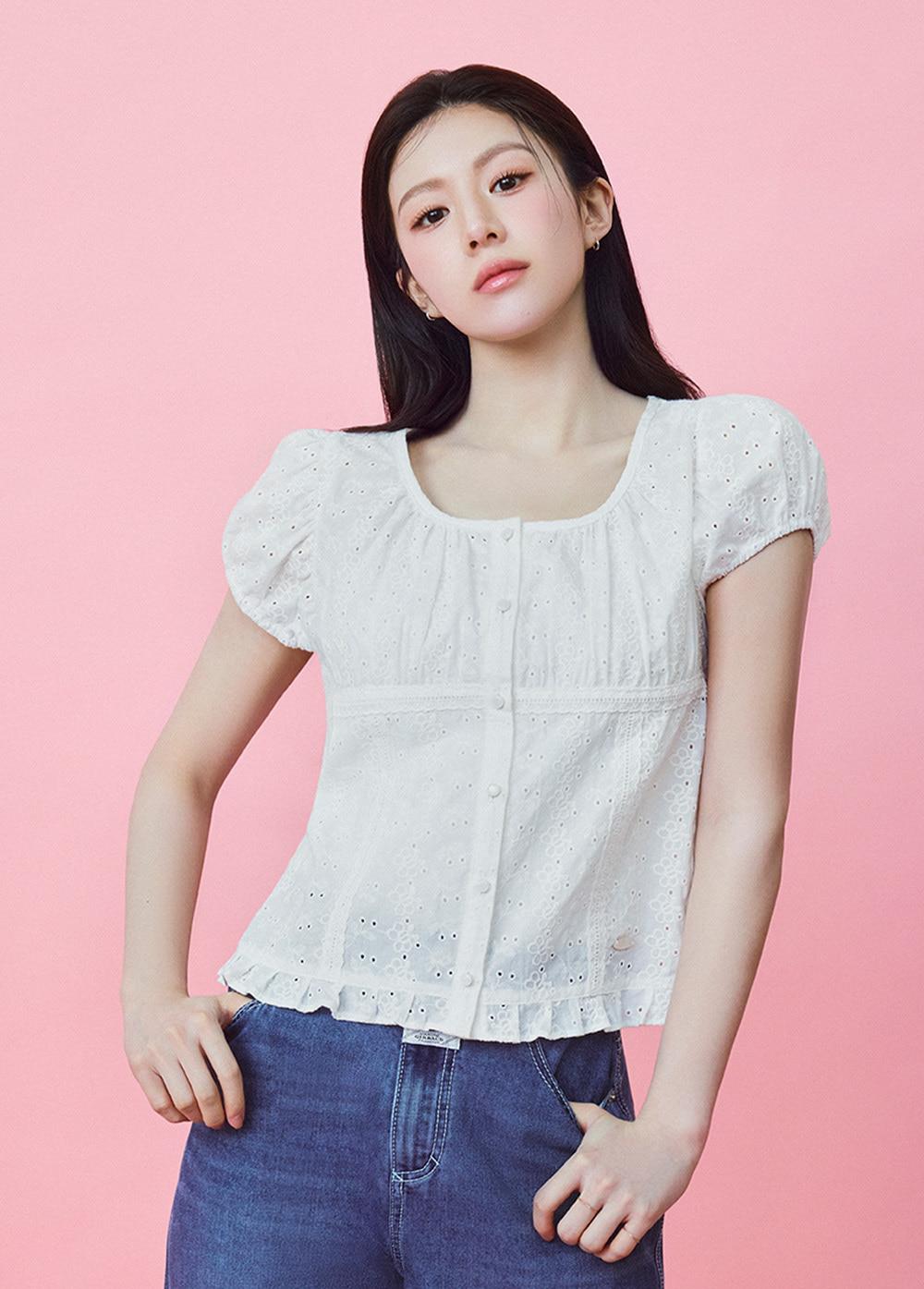 [5/26 예약발송] W PUFF SLEEVE LACE SHIRT white