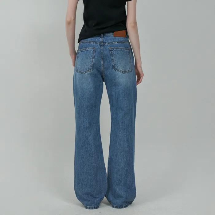 노멀  부츠컷 데님 -Light Blue