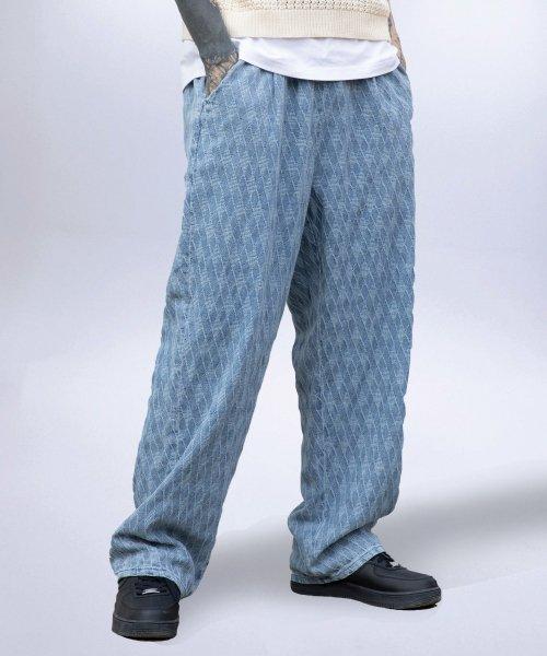 XP148 이레귤러 다이아 패턴 밴딩 데님 팬츠 (BLUE)