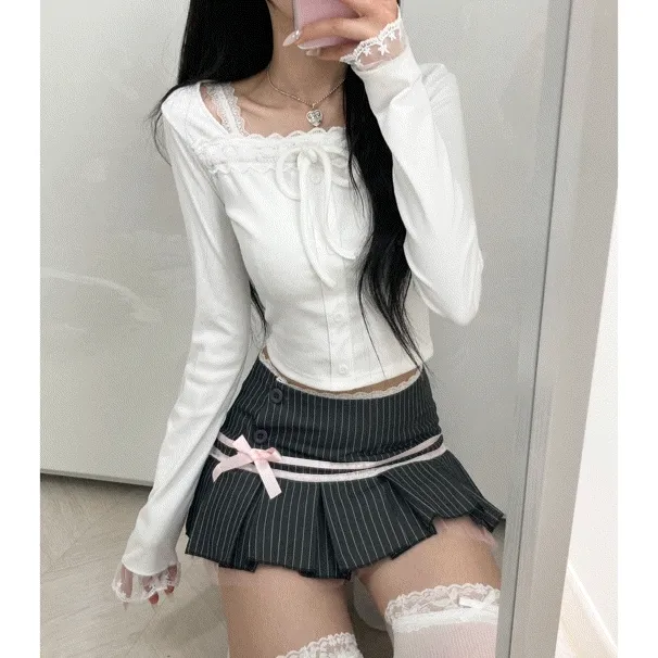 [y2k/발레코어] 키치 러블리 스퀘어 넥라인 레이스 리본 단추 크롭 화이트 긴팔 티셔츠