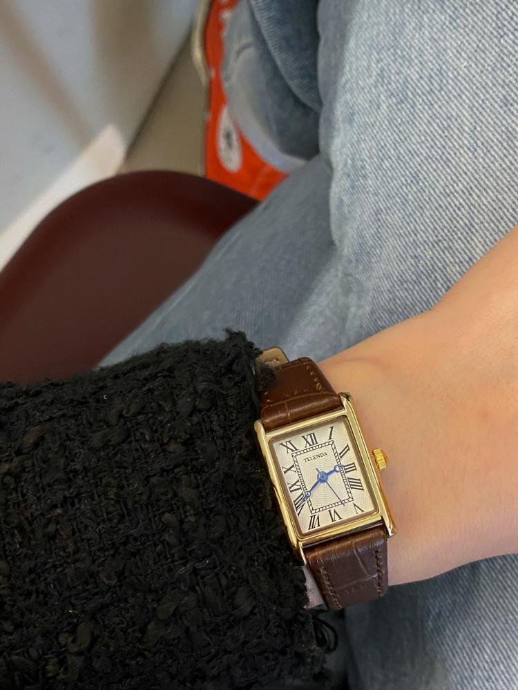 스퀘어 골드 레더 손목시계(2color)