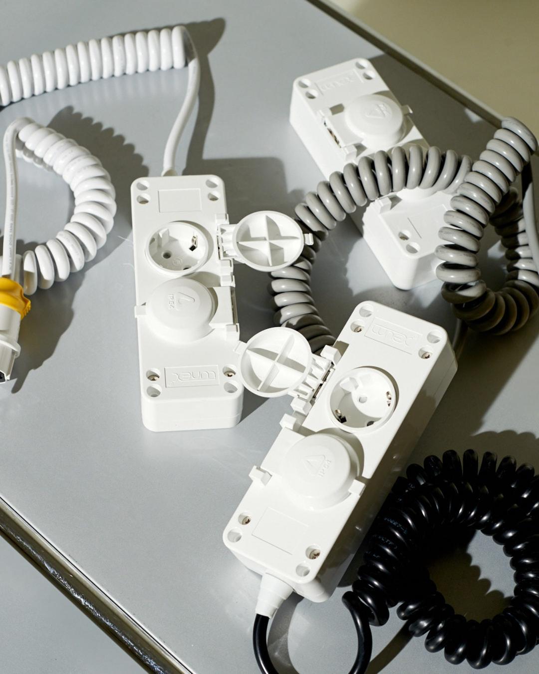 2C Multi Plug (white)