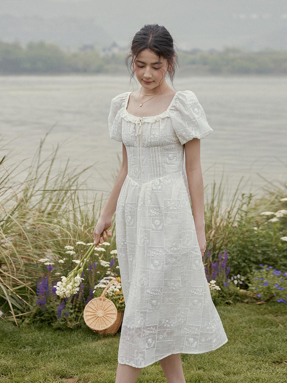 IRIE embroidery puff sleeve tencel dress_ivory