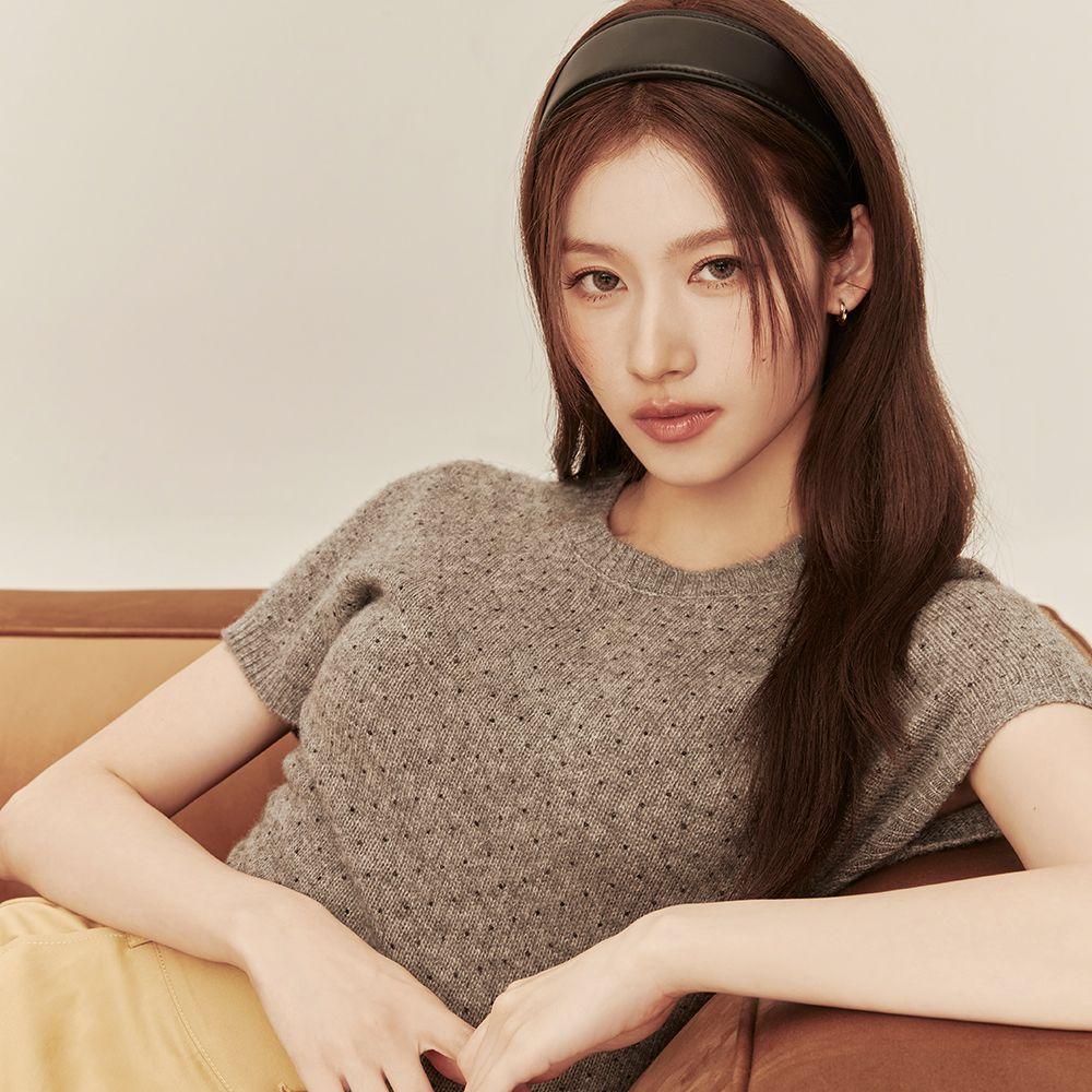 [사나 착용][29CM 단독] RORI dot half knit_GRAY