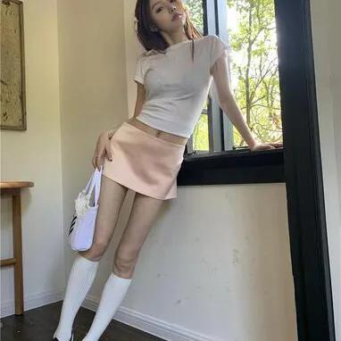 핑크 새틴미니스커트