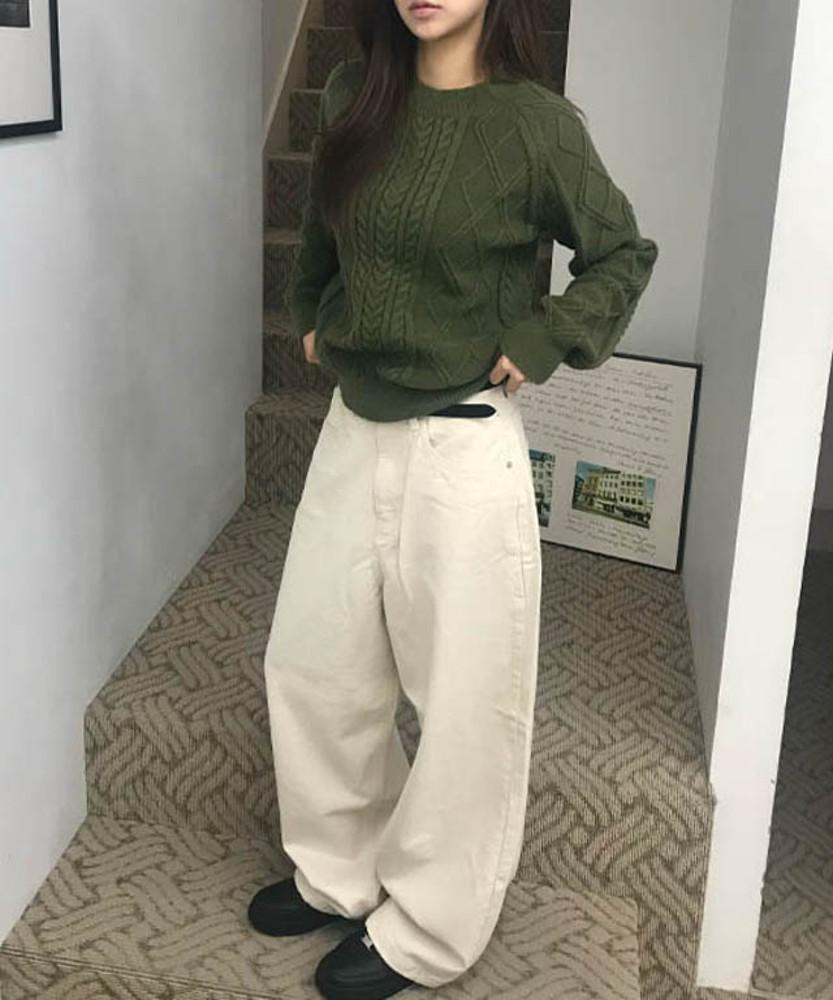 라운드 울 케이블 니트