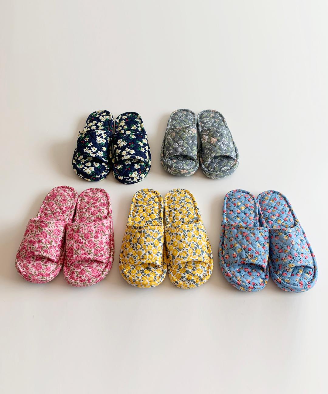 [피클샵] 폭신 플라워 세겹 홈 슬리퍼 거실화 (8color)