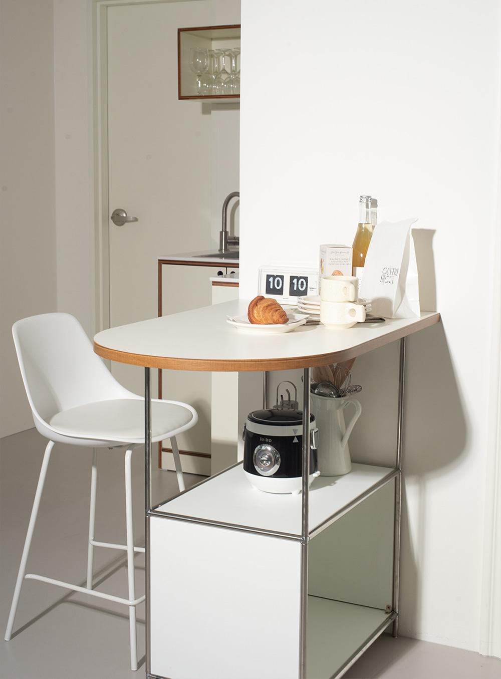 SSUM ISLAND TABLE series 반달형