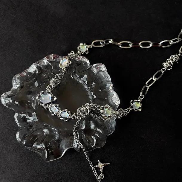 오로라 큐빅 꼬임 체인 목걸이