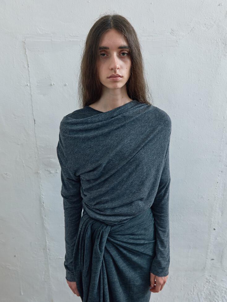 ASYMMETRIC WOOL DRAPE TOP IN CHARCOAL