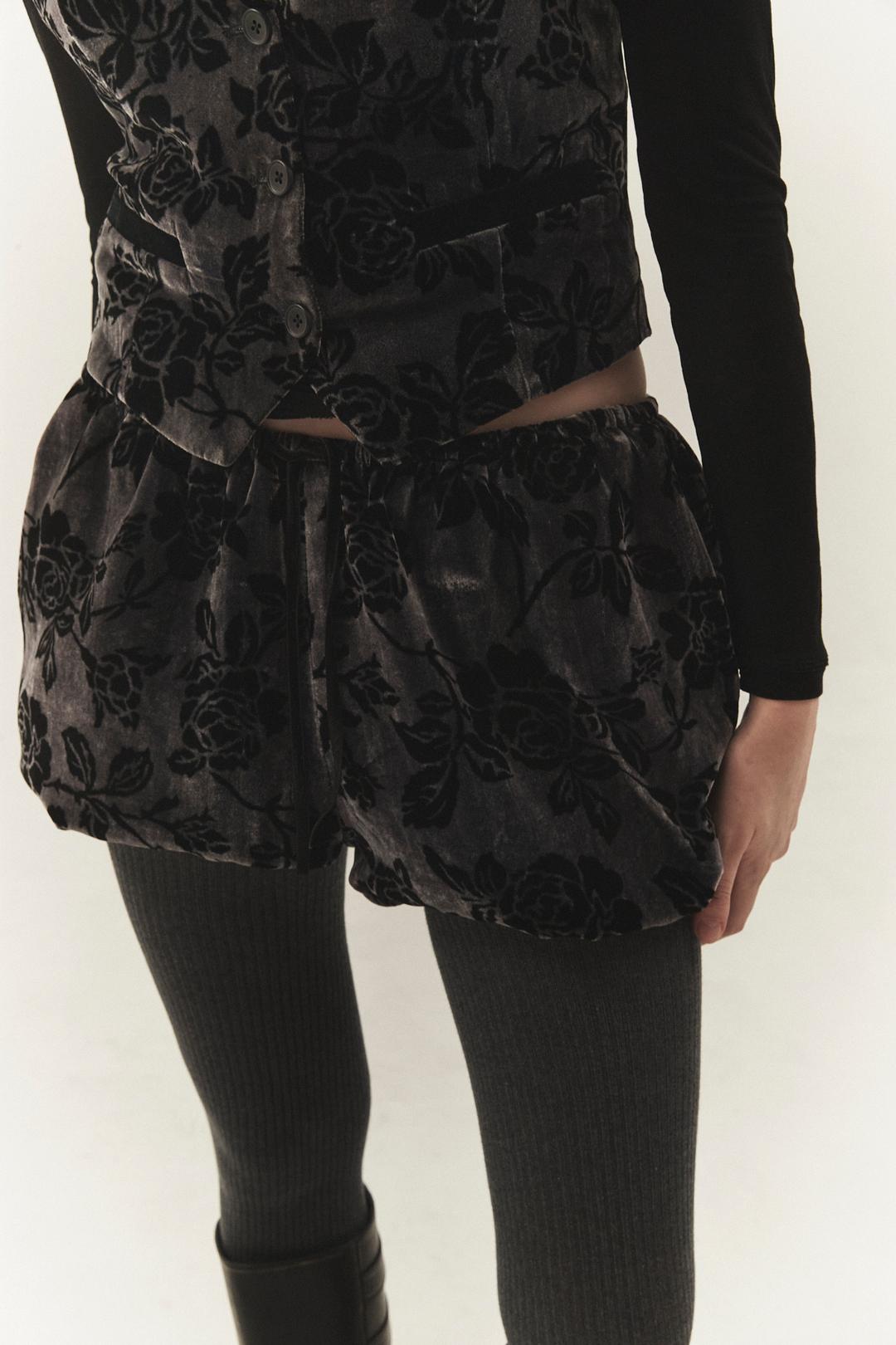 ROSETTE VELVET PANTS_CHARCOAL