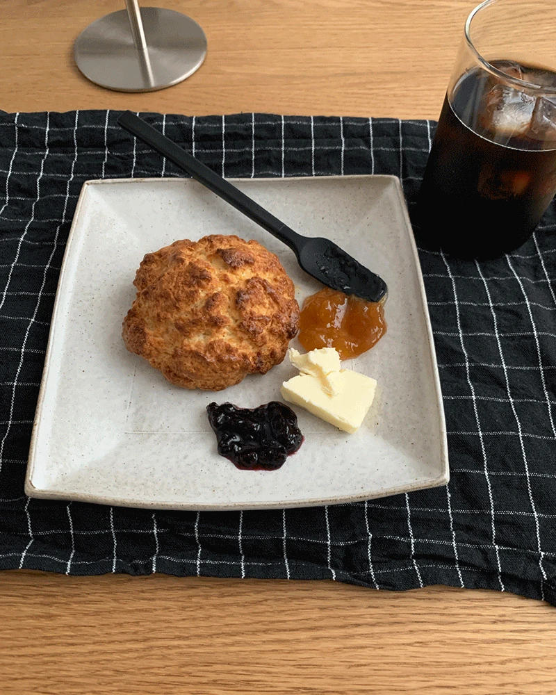 Momi square plate