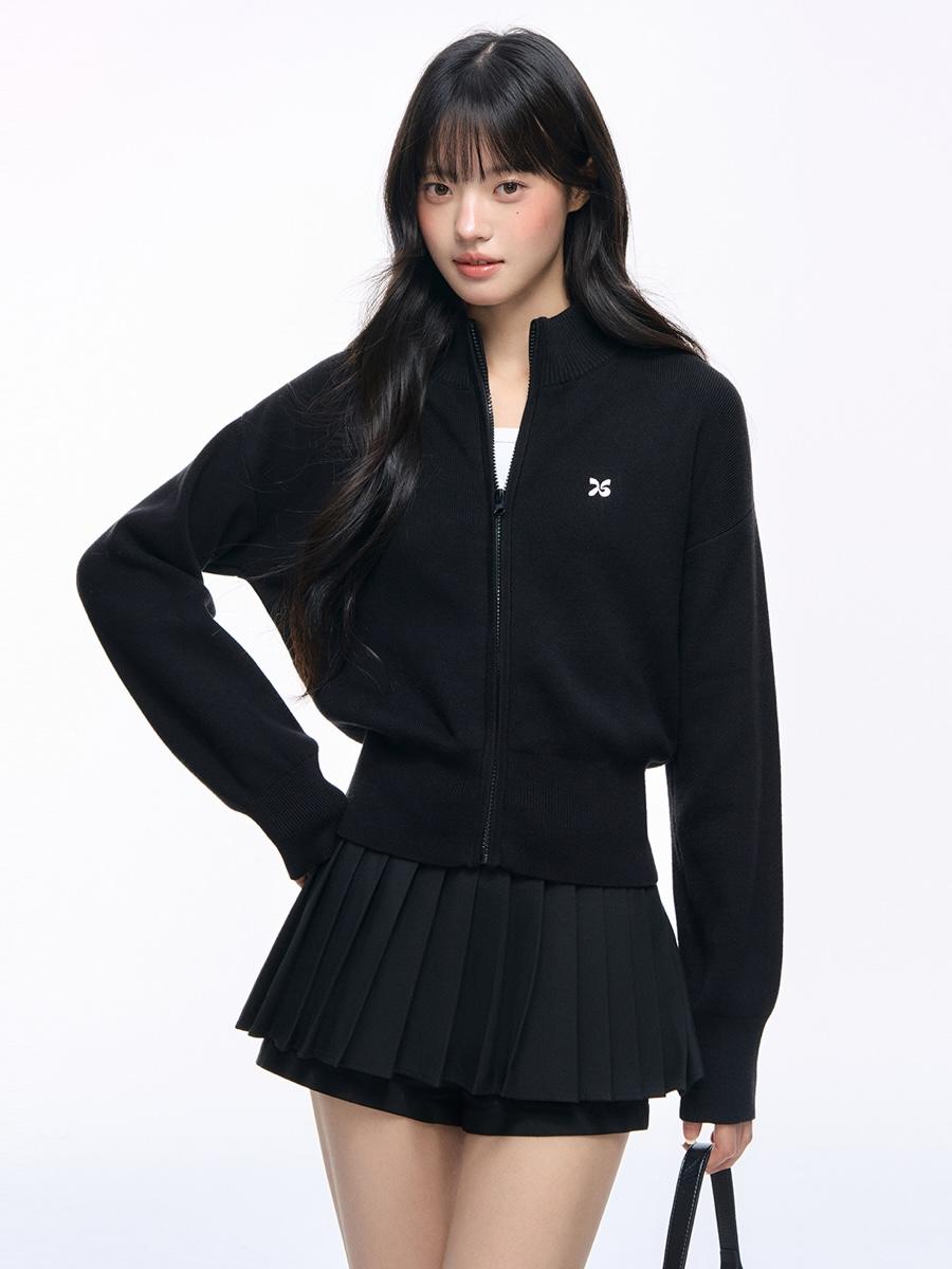 NS76 Black Essential Knit Zip-Up