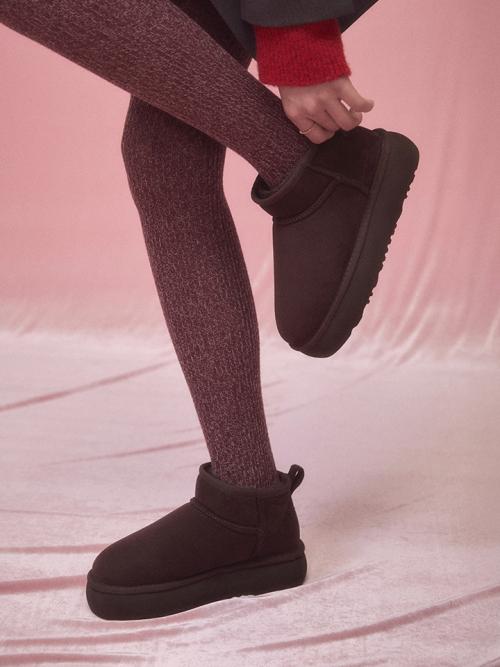 신세틱 스웨이드 웜 플랫폼 숏부츠 HPCV8FFV04