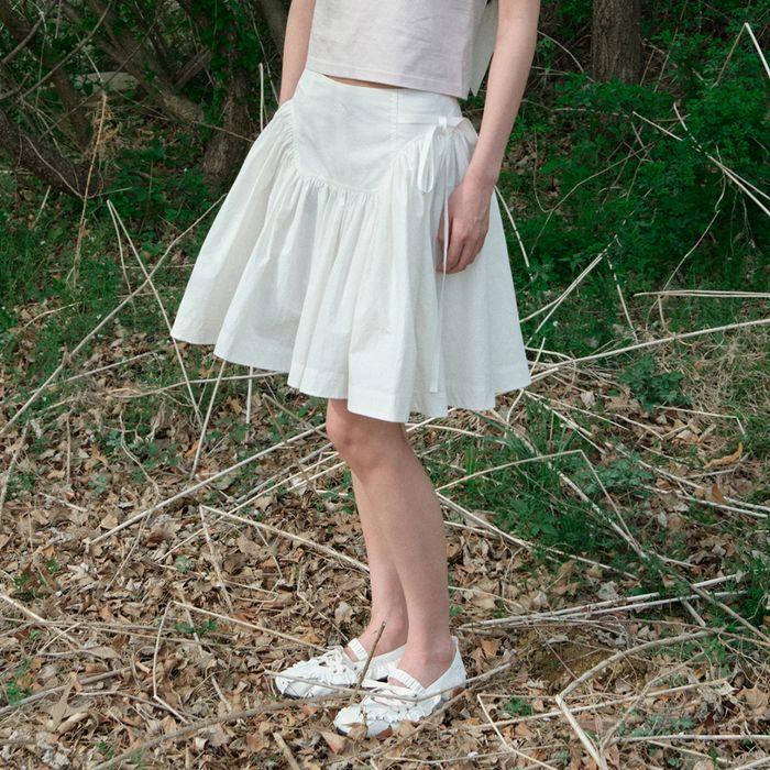 [X MINJUKIM] APRON SHIRRING SKIRT - 2 colors