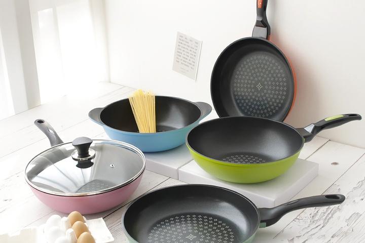 1+1 국내생산 다이아몬드코팅 프라이팬 골라담기