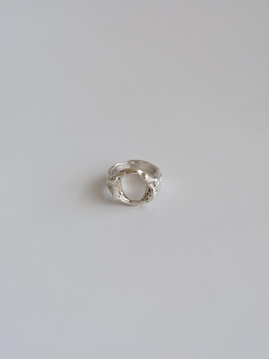 Round hole ring
