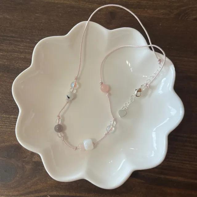 pink beads necklace 핑크 원석 오로라 비즈 매듭목걸이
