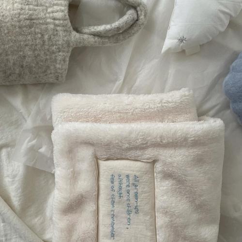 [pre-order 10% off] 아이와 어른의 겨울 블랭킷