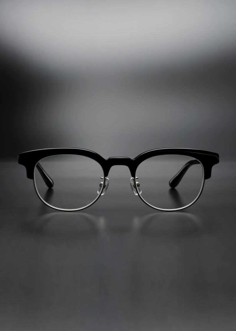 CIGARETTE MASTER (Black Silver Optical)