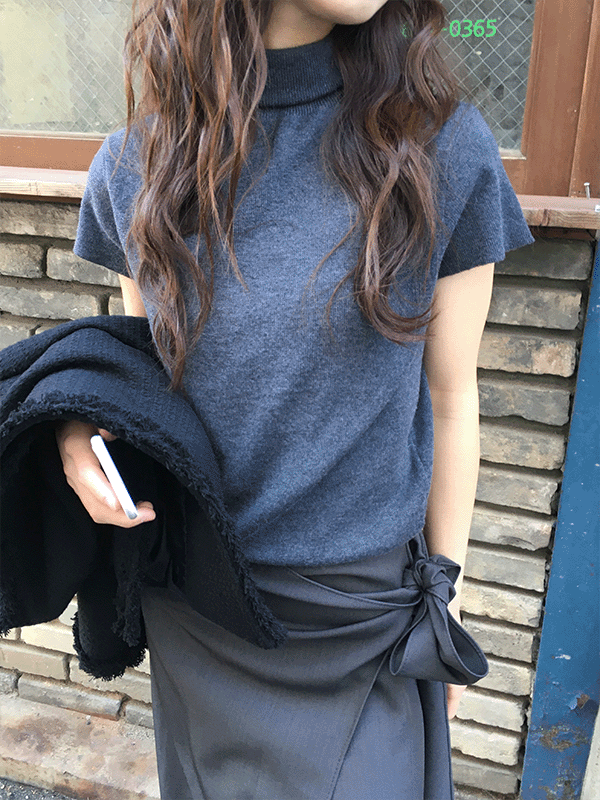 모던 하프 터틀 반팔 풀오버