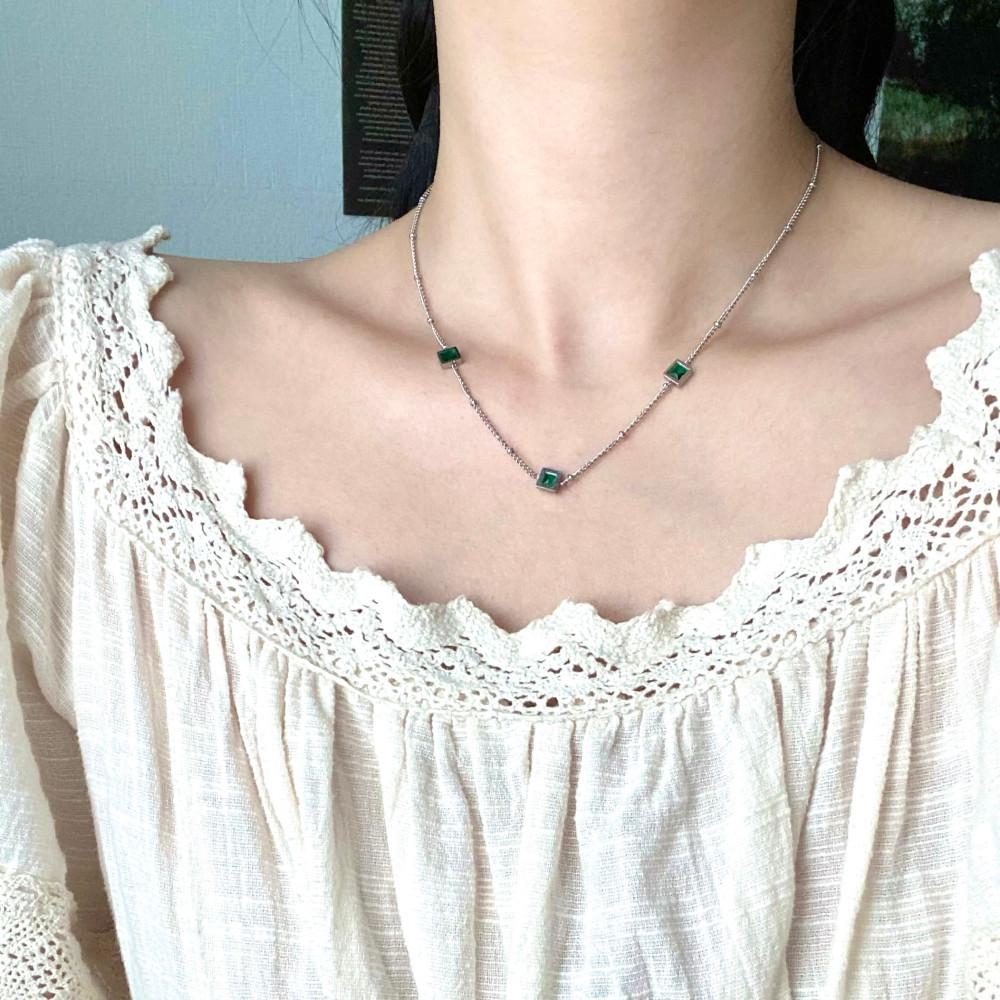 우지개 유기견 유기묘 유기동물 후원 써지컬스틸 에메랄드 목걸이