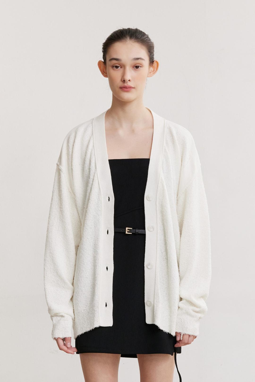 CONTRAST BOOKLE OVERSIZED CARDIGAN (IVORY)