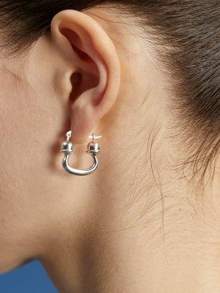 SIGNATURE HOOP EARRING_SILVER 시그니처 후프 귀걸이 실버