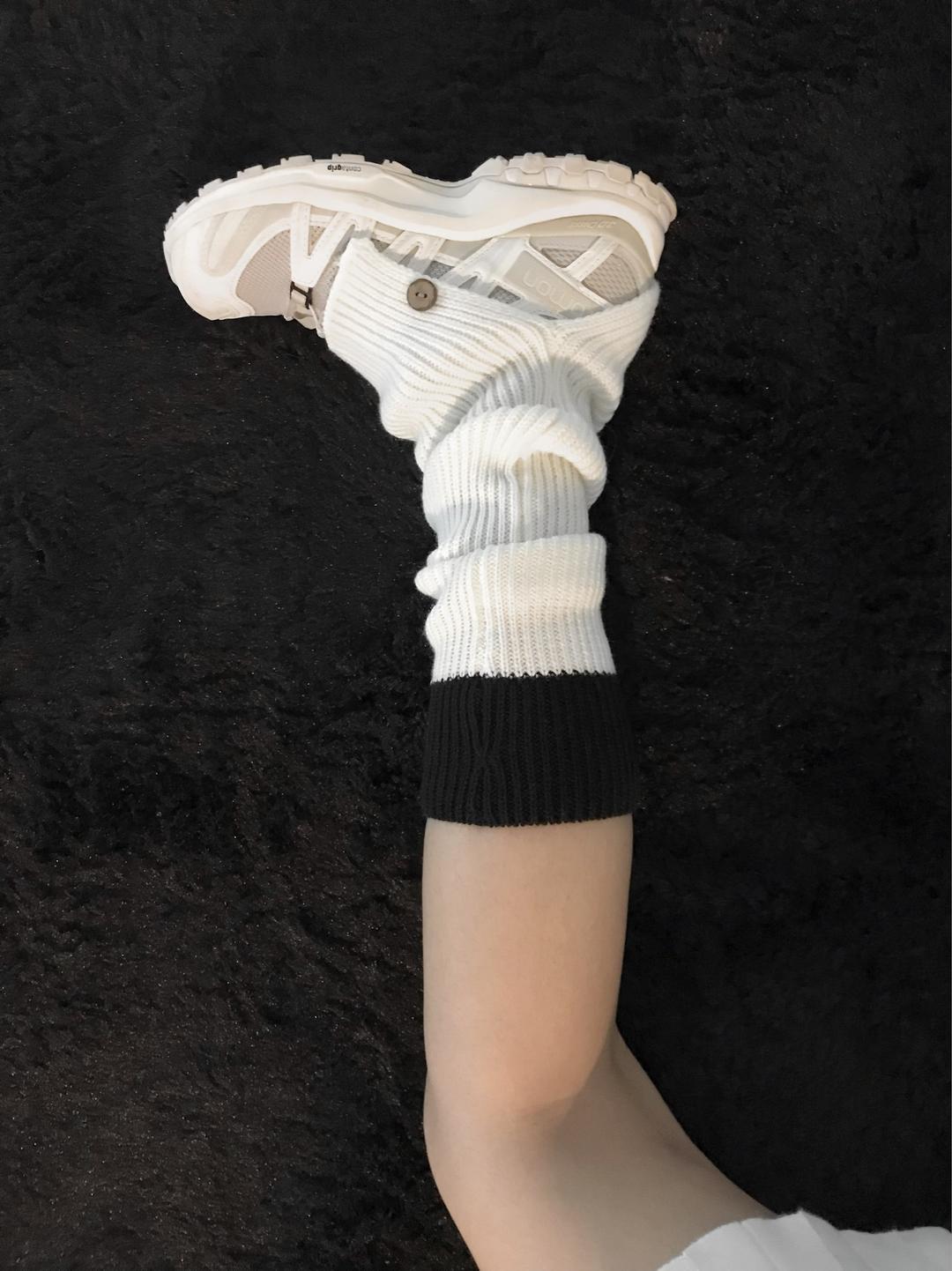 color combi leg warmers