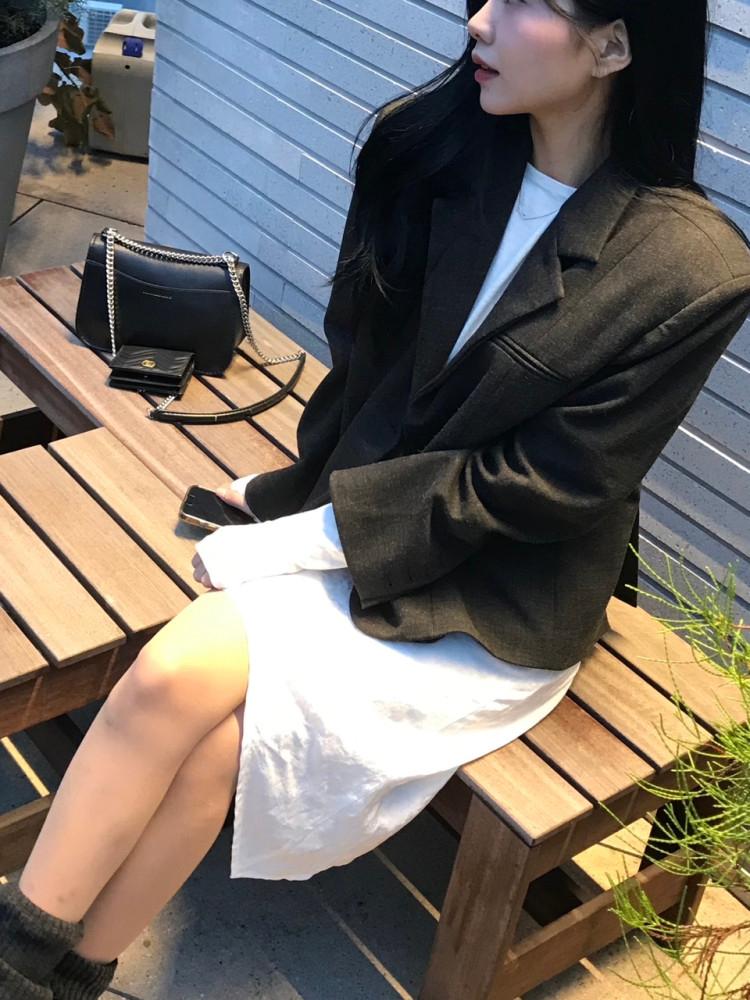 (⚡️오늘 출발⚡️/퀄리티 보장)스탠다드 세미 크롭 자켓