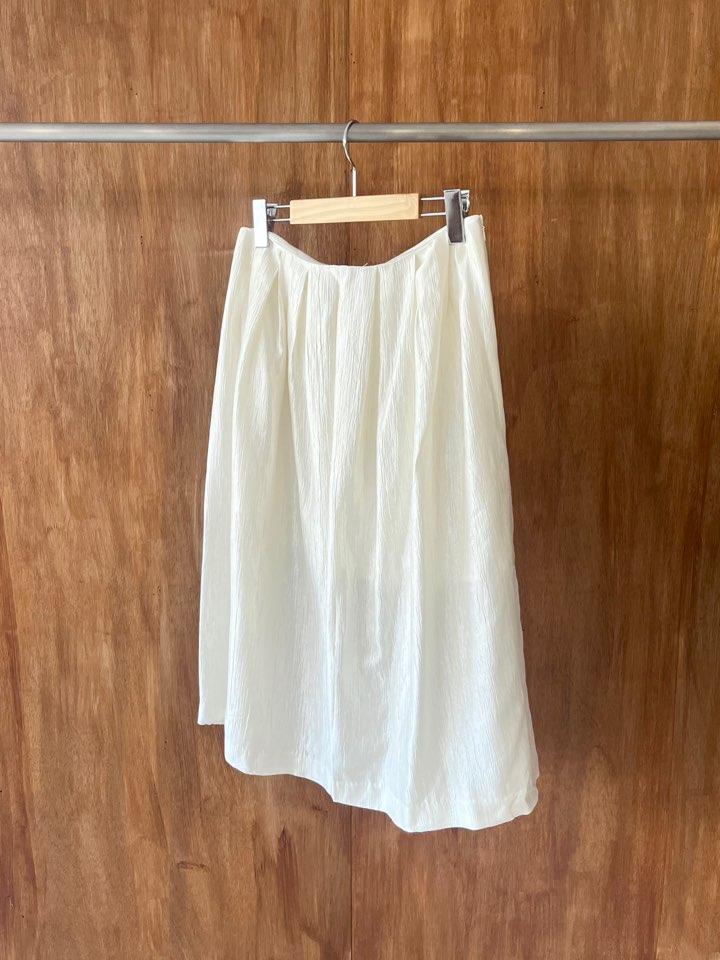 Ivory crinkle midi skirt