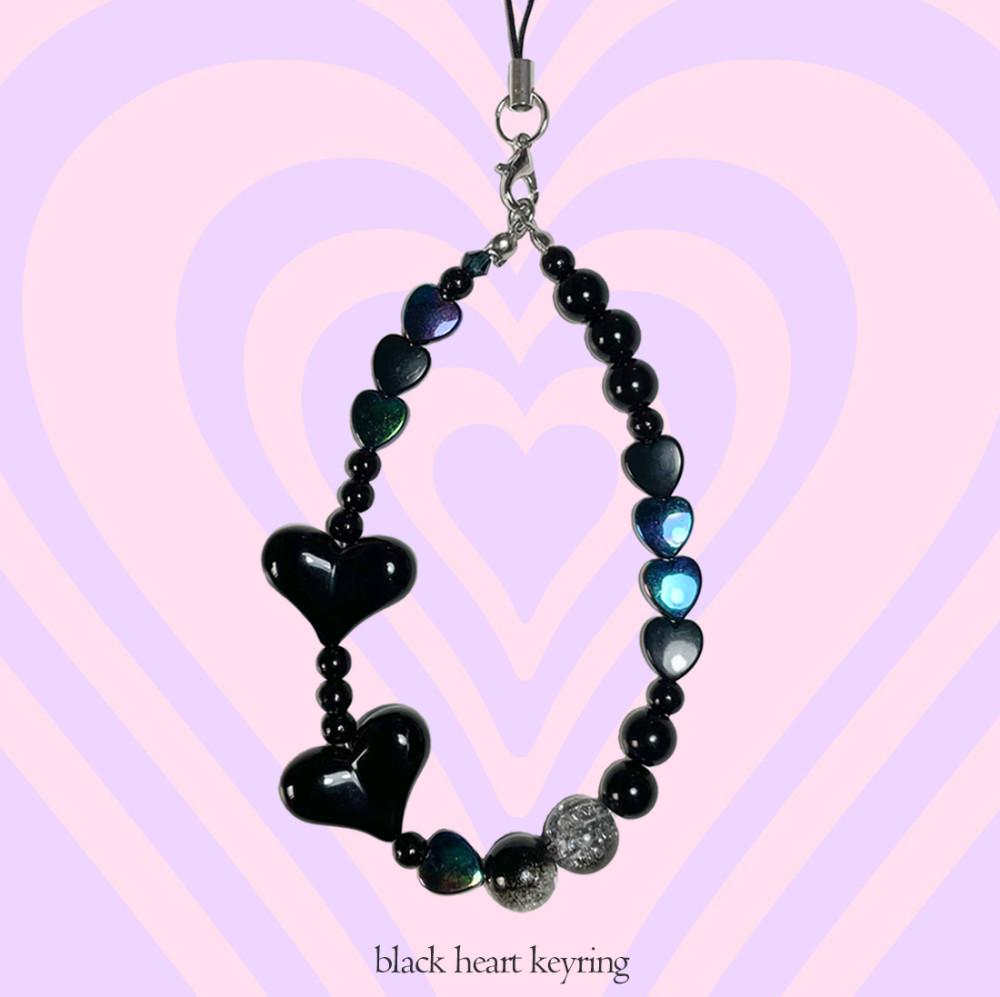 비즈키링 ver66 black heart beaded keyring 2types 블랙 하트 키링 [렛채스튜디오]