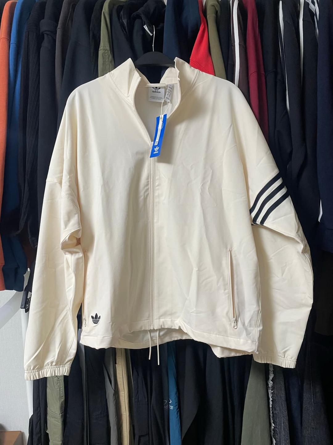 아디다스 아디컬러 Neuclassics 트랙 재킷 | 후루츠패밀리