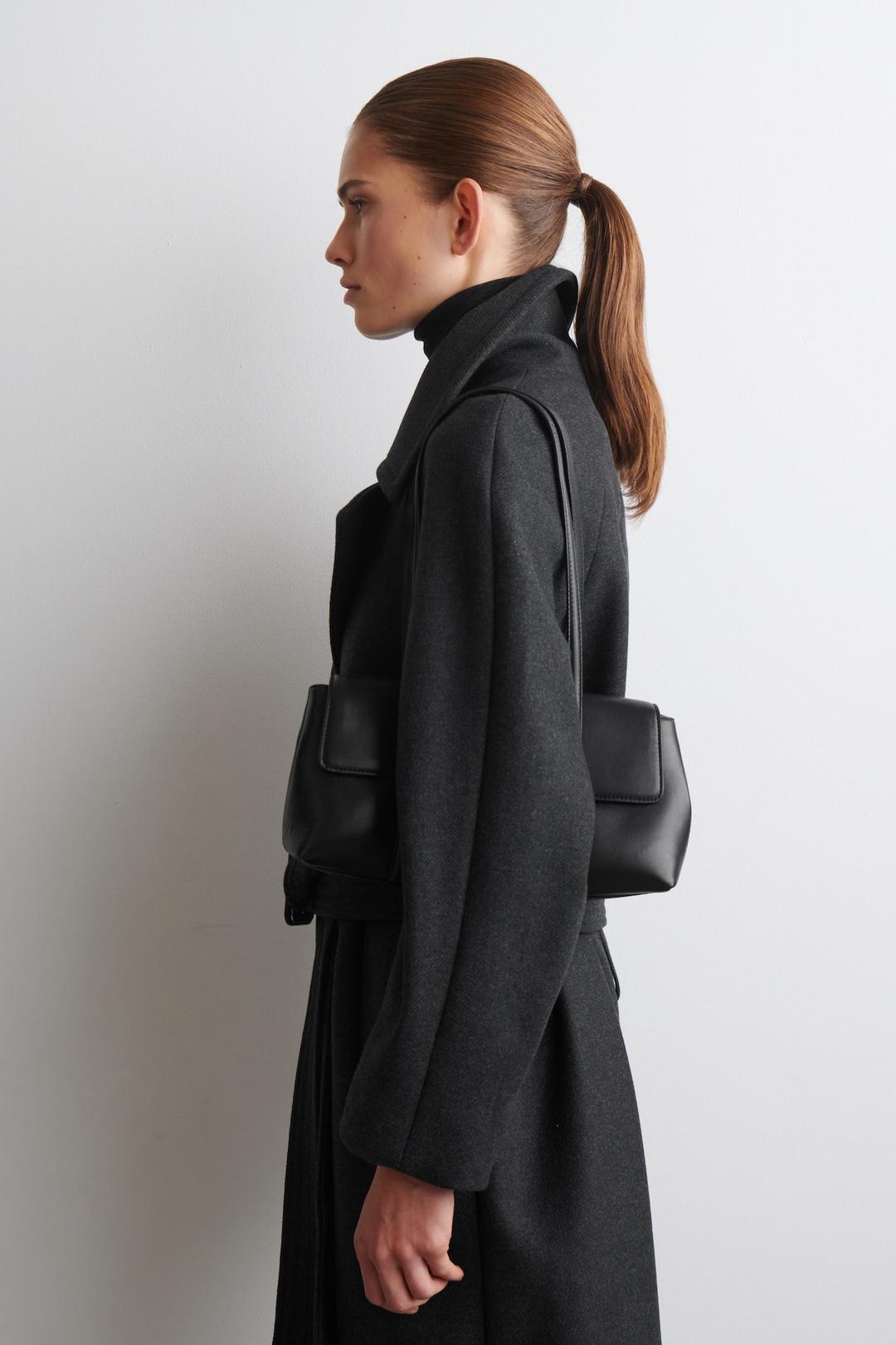 NOUVEAU SHOULDER BAG - LEATHER - BLACK | COS